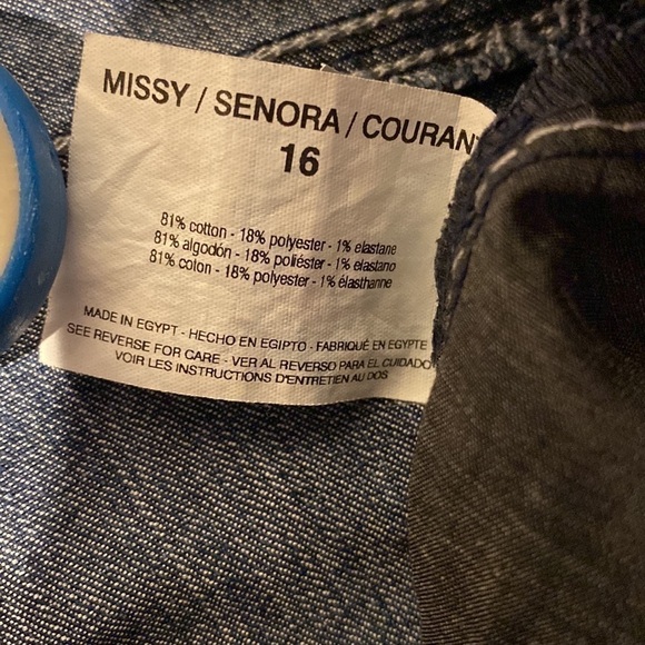 Gloria Vanderbilt casual solid blue slimming stretch plus size denim capris 16 - Picture 6 of 6